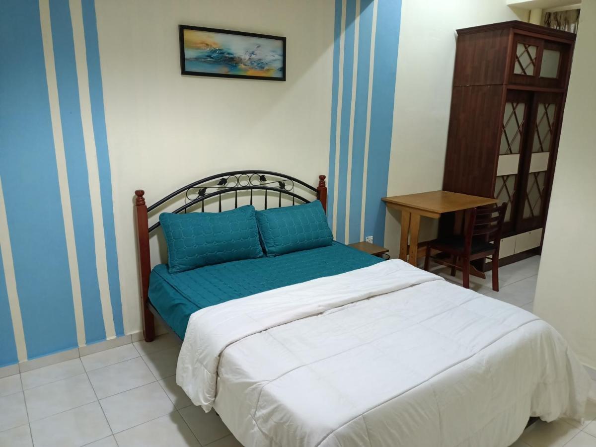 Oyo Home 90419 Sahar Guesthouse Malacca Екстер'єр фото